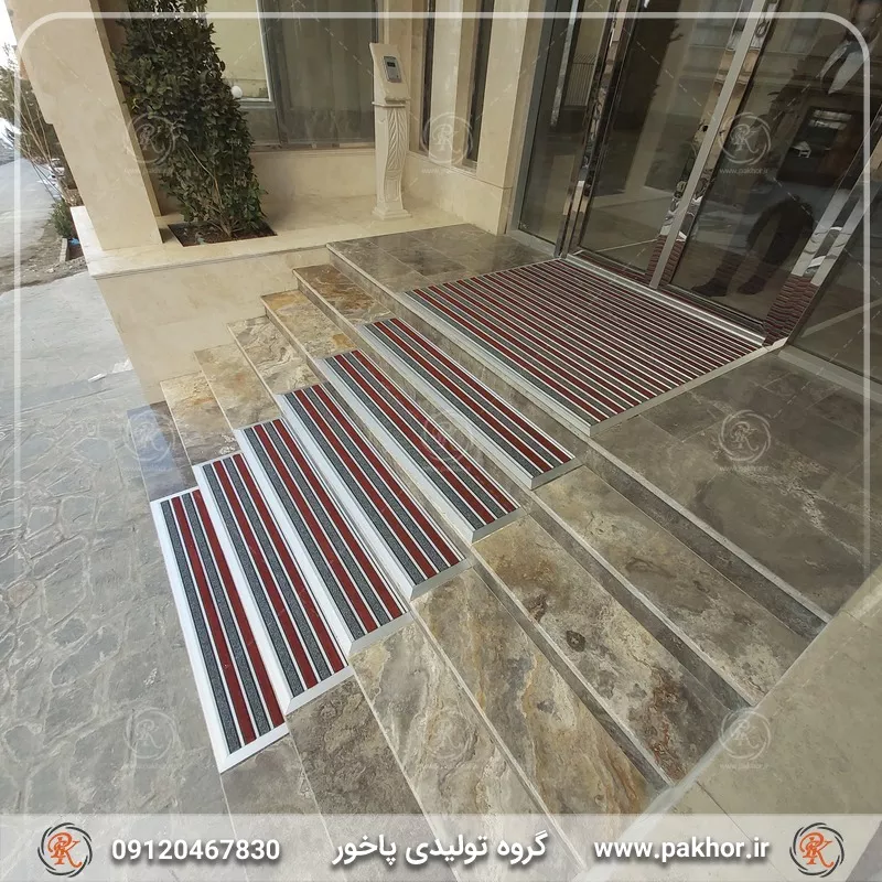 نمونه اجرا شده پادری آلومینیومی pvc موکت یک سانتی کد M3